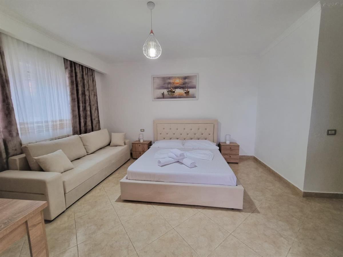 My Holiday House Hotel Durres Ngoại thất bức ảnh