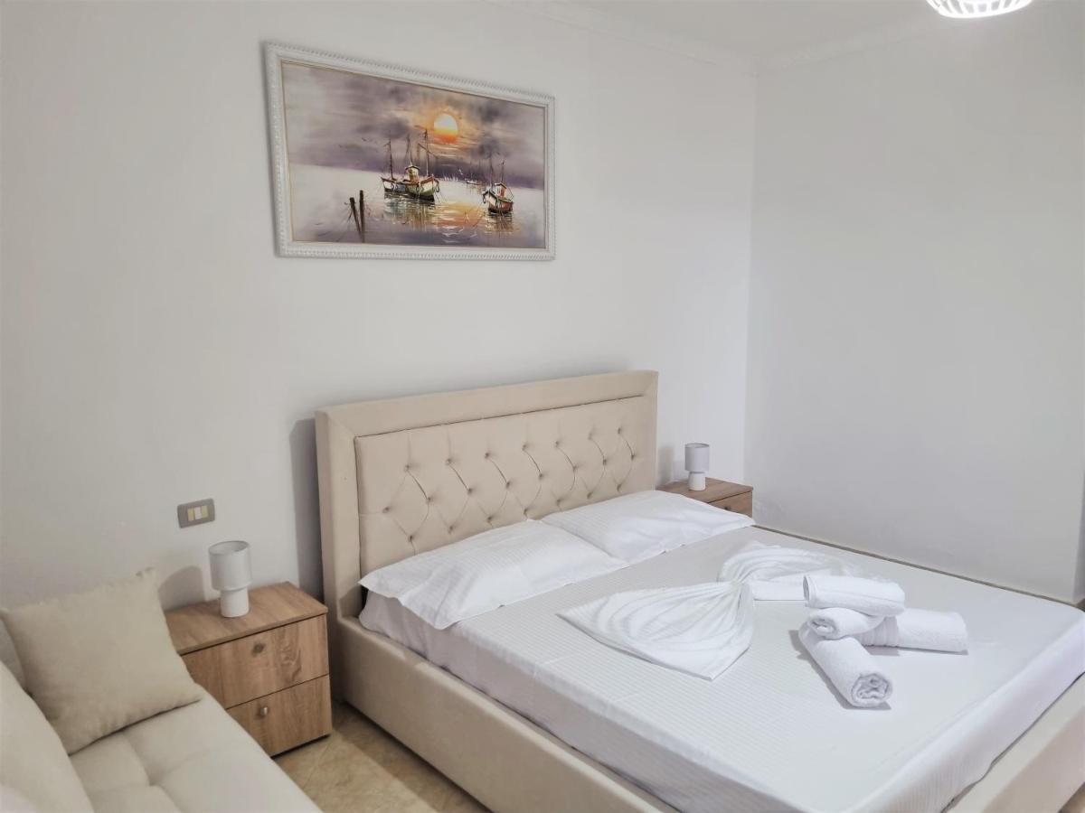 My Holiday House Hotel Durres Ngoại thất bức ảnh